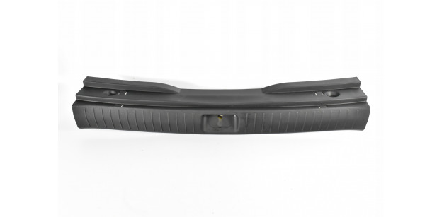 Ornament Panou Spate Portbagaj Kia Sportage 2015-2022 85770F1000WK Ornament Panou Spate Portbagaj Kia Sportage 2015-2022 85770F1000WK