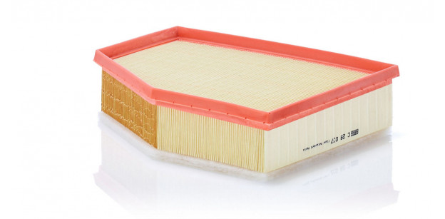 Filtru Aer Motor Mann-Filter C28037 – BMW Seria 5/7/8 (530i, 540i, 740i, 840i), X3, X4, X5, X7