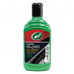 Solutie Restaurare Plastic Si Anvelope Turtle Wax Black in a Flash Trim And Tyre Dressing