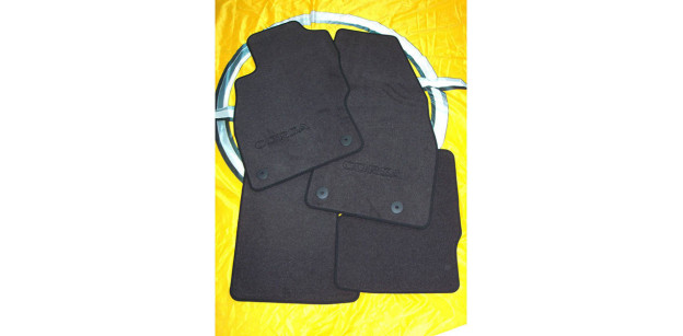 Covorase Velour Negru Opel Corsa