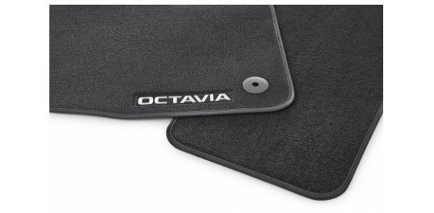 Set 4 covorase textile Standard Octavia III